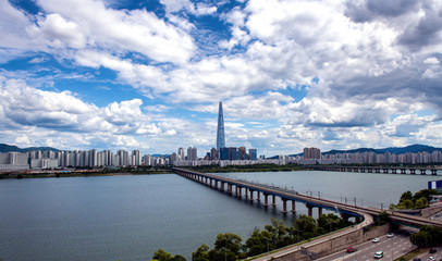 Fototapeta premium View of downtown at seoul city south Korea 