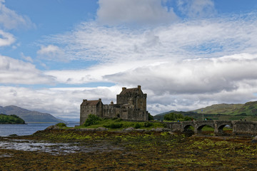 Fototapeta premium Eilean Donan Castle - Dornie, Scotland, UK