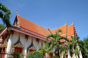 Buddhistische Gebäude und Statuen in Thailand