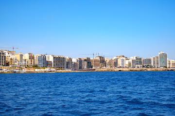 Fototapeta na wymiar east coast of Malta view from cruise ship