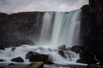 Obraz premium Cascading Waterfall