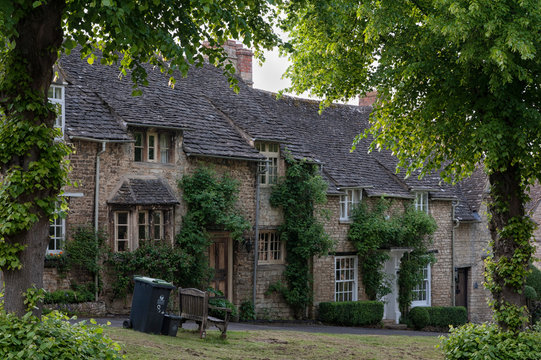 Quaint Cotswold romantic stone cottages on The Hill,  in the lovely Burford village, Cotswolds, Oxfordshire