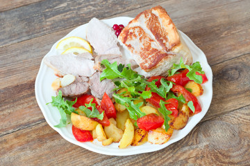 Schweinefleisch mit Kartoffeln