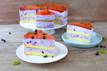 Götterspeise-Blaubeer-Torte