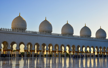 Architecture of Grand Mosque Abu Dhabi