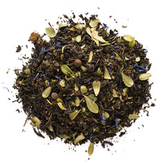 Dry black tea mixed with herbs, flower petals and berries.