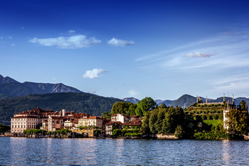 Fototapeta na wymiar Borromean islands, lake maggiore, Stresa, italy