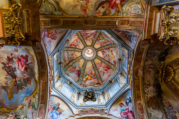 Fototapeta na wymiar Basilica di Orta, Orta san Giulio, italy