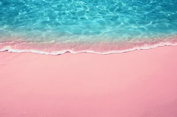 Muurstickers tropisch roze zandstrand en helder turquoise water © OHishi_Foto