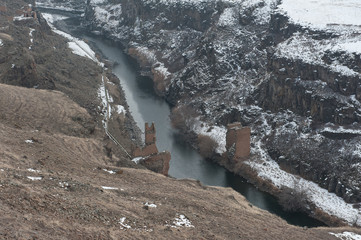 Ani harabelerinde Türkiye Ermenistan sınırı