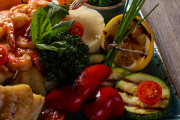 Fish and prawn plate