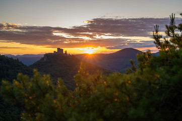 Trifels im Abendrot