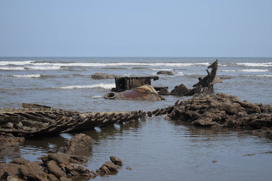 Kasko shipwreck at Blackhall Rocks