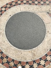 Obraz na płótnie Canvas manhole cover