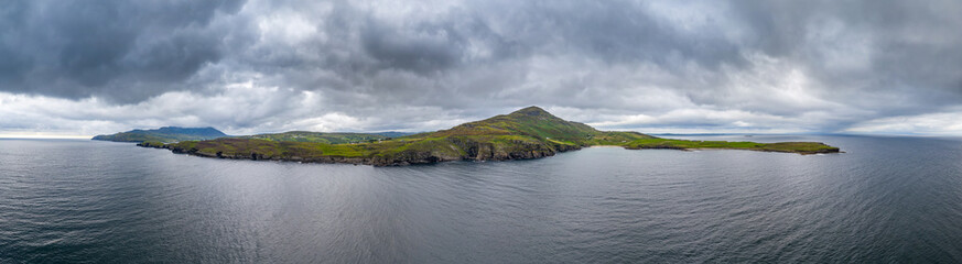 Mucross Head is a small peninsula about 10km west of Killybegs in County Donegal in north-west Ireland and contains a popular rock-climbing area, noted for its unusual horizontally layered structure