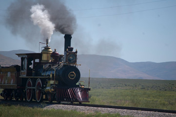Obraz na płótnie Canvas steam engine
