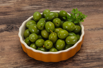Green Campo Real olives in the bowl