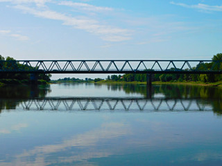 Der Grenzlfluss zwieschen Deutschland und Polen