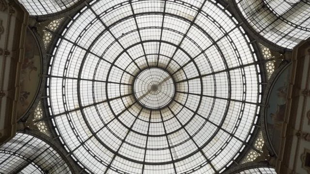 Spinning: The Symmetric Sky Dome of a Building in Milan Italy