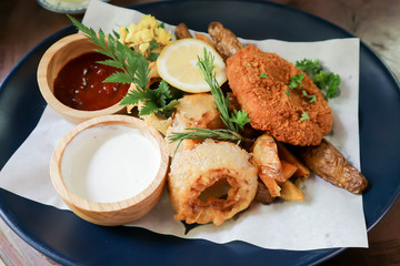 fried pork, deep fried pork