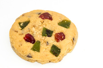 Close up mixed fruits cookie isolate on white background.