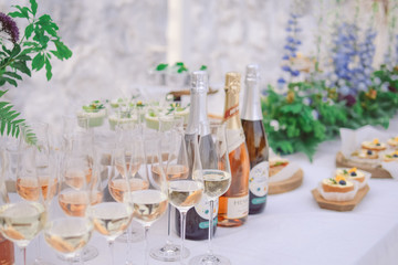 Beautiful afternoon tea desktop design