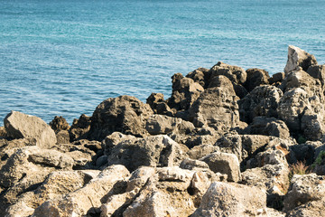 Fototapeta na wymiar bottom of sea and rocks under the sun 