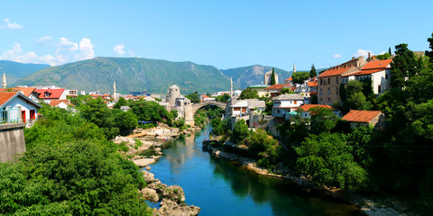 Fototapeta na wymiar Bosnia and Herzegovina, Mostar with mosque and turquoise river