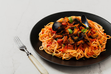 Spaghetti with mussels.
