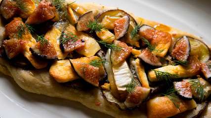 Goat cheese pizza with figs.