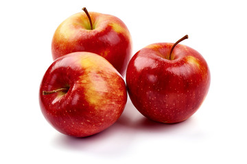Fototapeta na wymiar Fresh Cameo apples, isolated on white background