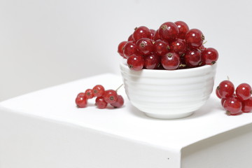 fresh redcurrants in a bowl