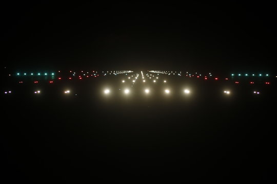 Landebahn Flughafen EDDG