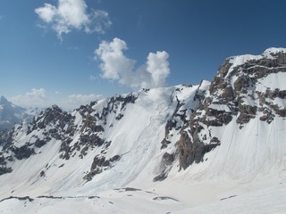 Fototapeta na wymiar beautiful hiking in fann mountains nature in tajikistan