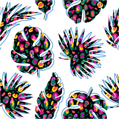 Bright seamless nature pattern.Palm leaves with gepard print. exotic leaves with animal print. Animal print and leaf seamless pattern. © mariko_s