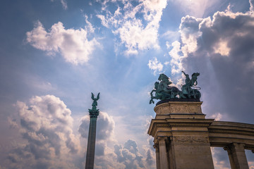 Fototapeta premium Budapest - June 22, 2019: Heroes square on a summer day in Budapest, Hungary
