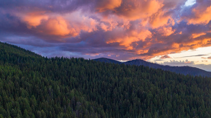 Fototapeta na wymiar Sunset in the Clearwater National Forest