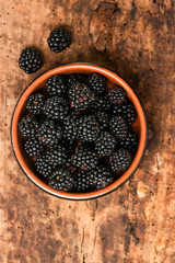 Bunch of fresh blackberries in a bowl