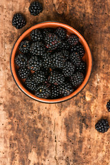 Bunch of fresh blackberries in a bowl