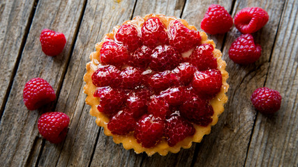 Wild berry dessert. Raspberry cake.
