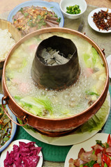  Chinese hot pot on the table