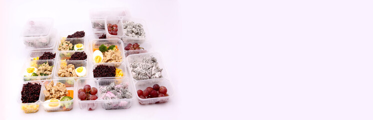 Clean food, Chicken grilled and vegetable and rice berry.