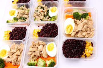 Clean food, Chicken grilled and vegetable and rice berry.