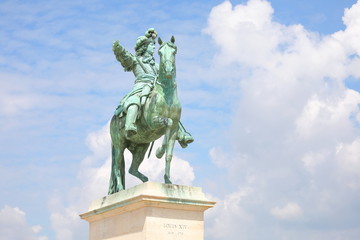 Fototapeta na wymiar Louis XIV statue Paris France
