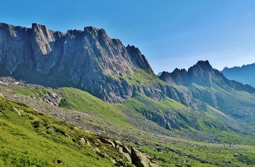 Fototapeta premium Bergwelt bei Göschenen, Kanton Uri, Schweiz