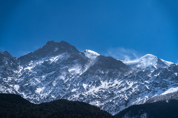 Fototapeta na wymiar The view on Dhaulagiri peak
