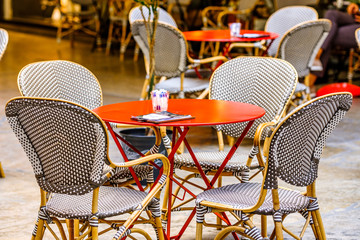 sidewalk cafe