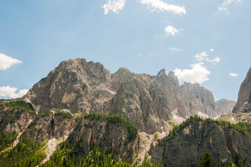 Fototapeta na wymiar Dolomiten, Sellagruppe, Grödner Joch, Val de Misdé, Berge, Wanderweg, Klettersteig, Südtirol, Italien