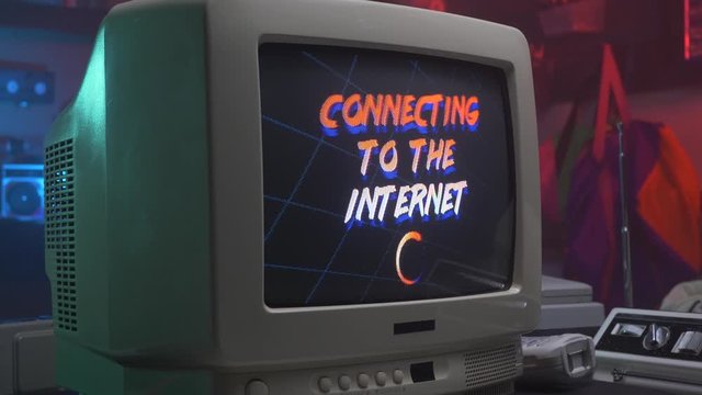CONNECTING TO THE INTERNET Old Computer - TV Screen