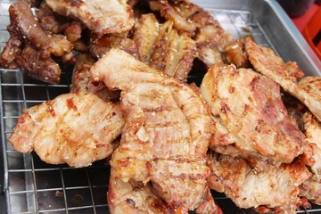 Roasted pork is delicious at street food